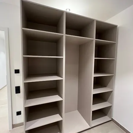 Flughafennahe Gastesuite In Ruhiger Lage Apartment *